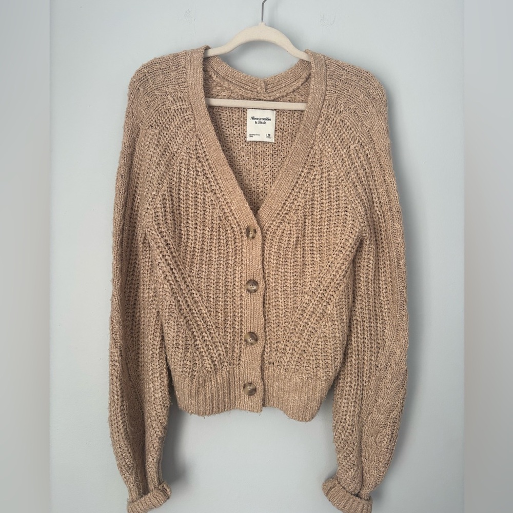 Older Abercrombie & Fitch Chunky Knit Cardigan | Y2K Era | Neutral Tan | Size M